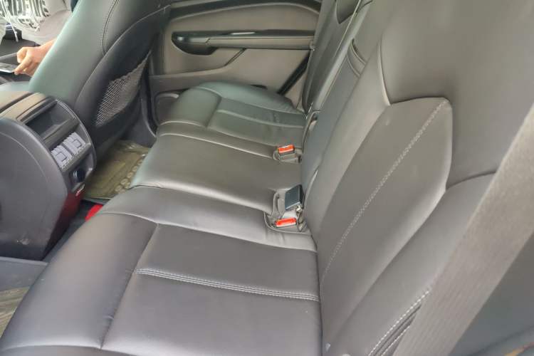 Used Cadillac SRX 2015 3.0L Comfort Version Left Rear Seat