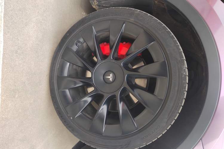 Used Tesla Model Y 2021 Standard Range Rear-Wheel Drive Version