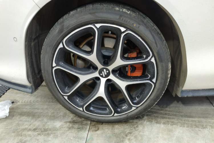 Used IM L6 2025 Ultra Model
