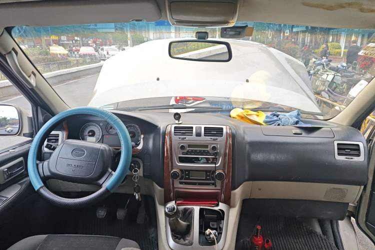 Used Jinbei Grace 2016 2.0L Express Utility Model
