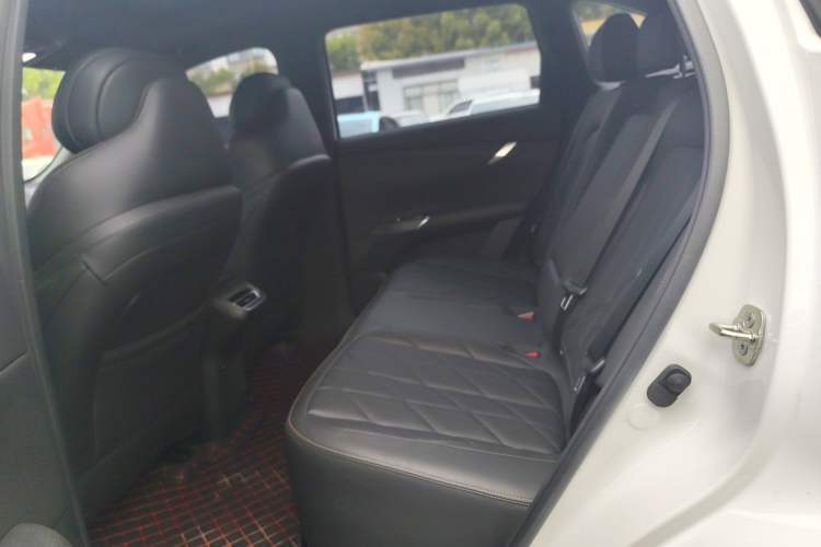 Used CHANGAN CS75 PLUS 2025 4th Generation 1.5T New Blue Whale Smart Luxury Edition
