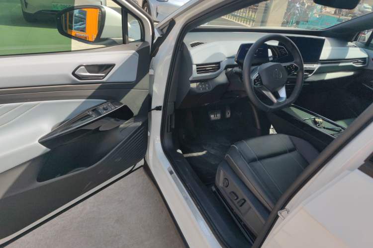 Used Volkswagen ID.4 X 2024 Pure & Smart Edition Driver Seat