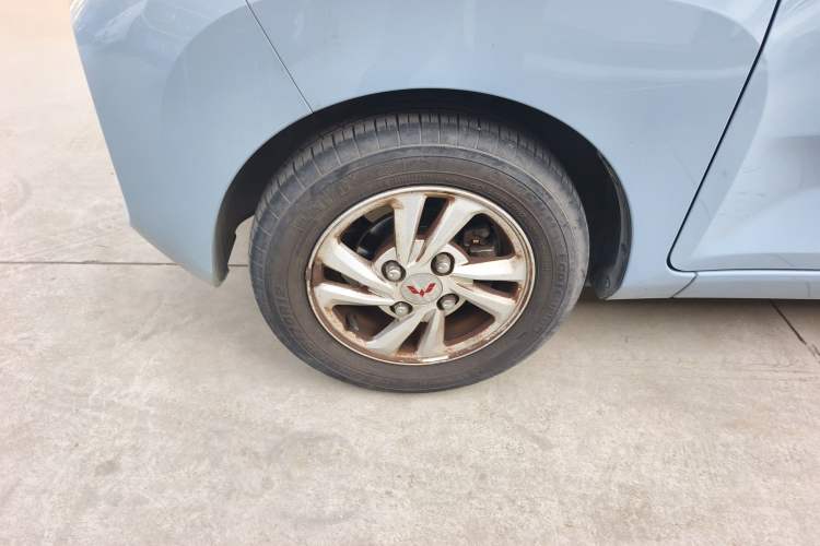 Used Wuling Hongguang MINIEV 2020 Enjoyment Model Lithium Iron Phosphate Left Front Wheel Hub
