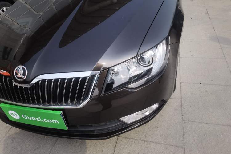 Used Skoda Superb 2013 1.8TSI Automatic MingShi Edition

