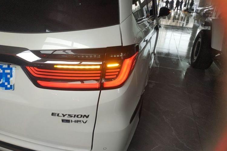 Used Honda Elysion 2022 2.0L eHEV Luxury Edition