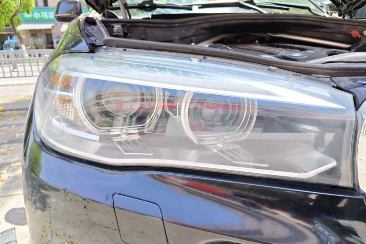 Used BMW X5 2018 xDrive35i Elegant Edition Right Front Headlight