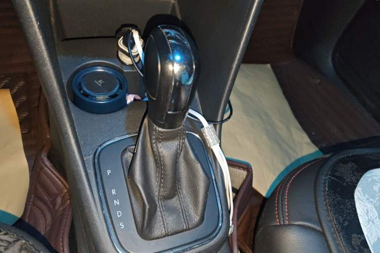 Used Volkswagen Polo 2016 1.4L Automatic Trendy Model Gear Lever