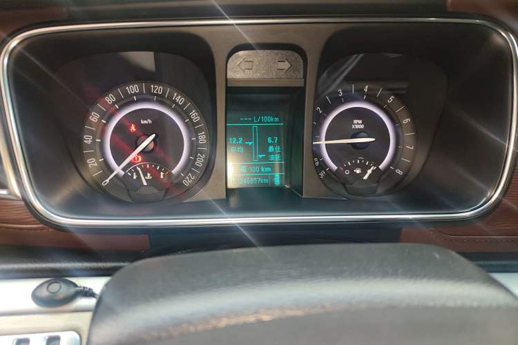 Used Buick GL8 2017 25S Comfort Version China V Standard Instrument Cluster