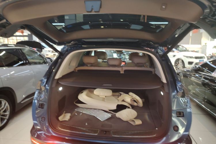 Used Hima AITO M7 2024 1.5T Intelligent Drive 4WD Ultra Version 5 Seats
