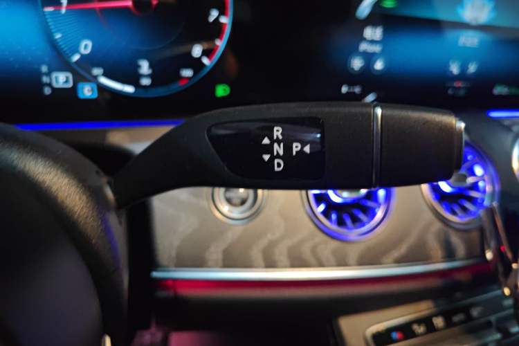 Used Mercedes-Benz CLS 2023 CLS 300 Sporty Edition Gear Lever