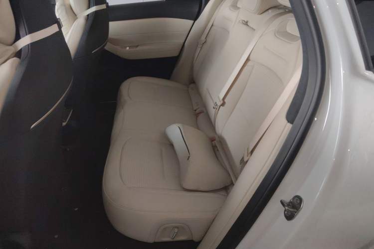 Used Nio ES6 2024 75 kWh Left Rear Seat