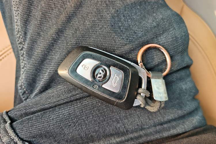 Used Huasong 7 2017 2.0T Automatic Standard Edition