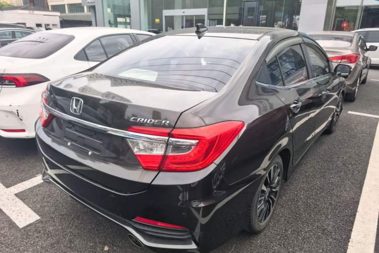 Used Honda Crider 2013 1.8L automatic luxury edition