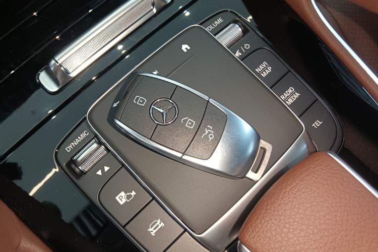 Used Mercedes-Benz GLE 2025 GLE 350 4MATIC Stylish Model
