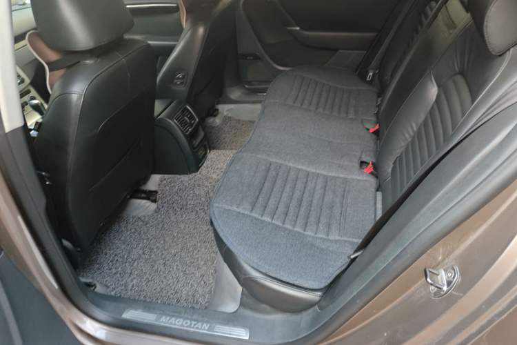 Used Volkswagen Magotan 2012 Revised 1.8TSI Luxury Version