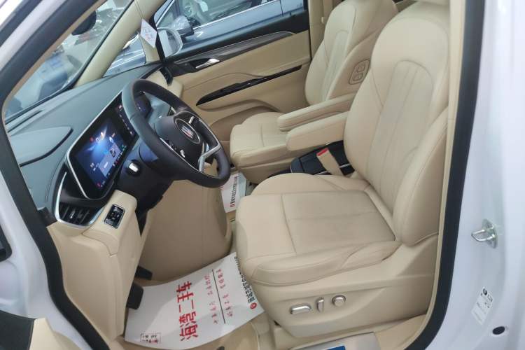 Used Buick GL8 New Energy 2025 Lu Shang Luxury Edition 7-Seater Left Front Seat