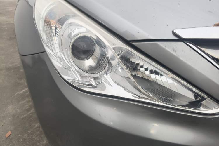 Used Hyundai Sonata 2011 2.0L Automatic Luxury Edition