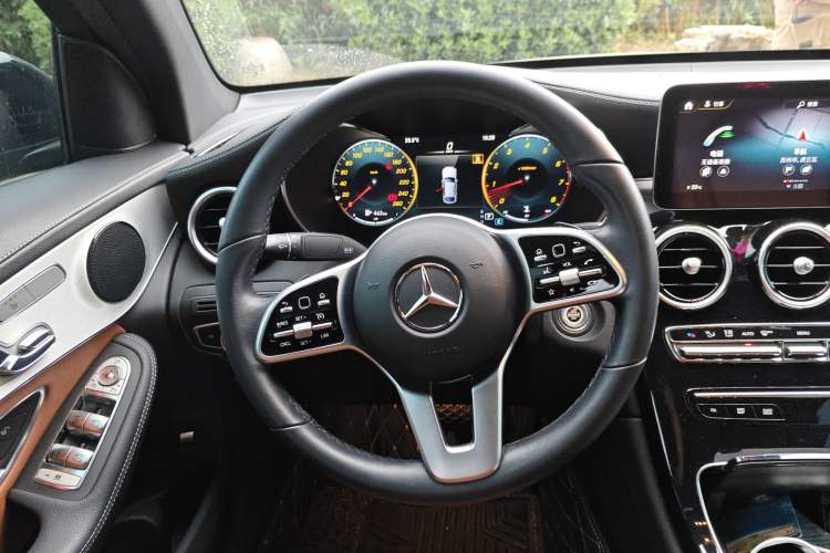 Used Mercedes-Benz GLC Coupe 2022 Refreshed GLC 260 4MATIC Coupe SUV