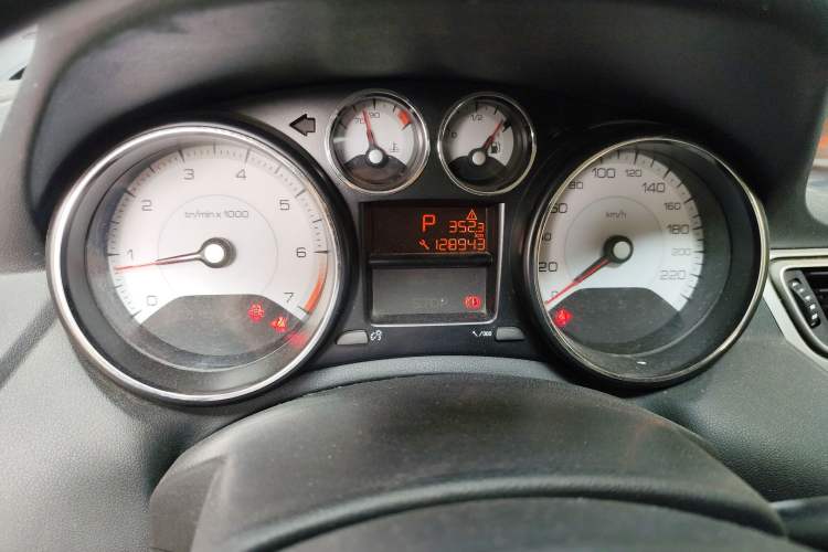 Used Peugeot 308 2013 1.6L Automatic YouShang Model
