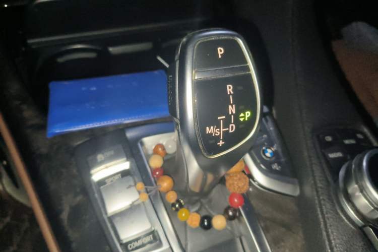 Used BMW 6 Series 2012 640i two-door coupe