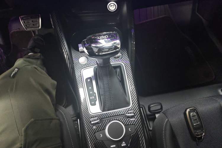 Used Audi Q2L 2021 35 TFSI Progressive Dynamic Edition
