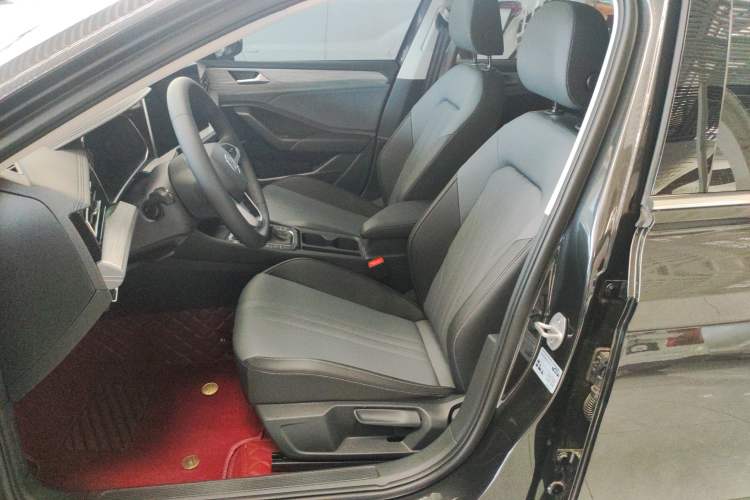 Used Volkswagen Sagitar 2026 Model 30 Million Units Selected 300TSI DSG Surpassing Edition Left Front Seat