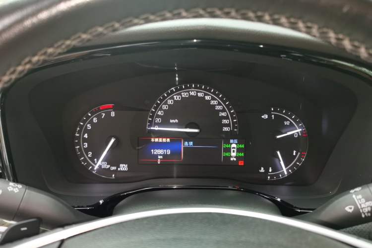 Used Cadillac XT5 2016 28T Four-Wheel Drive Luxury Model
