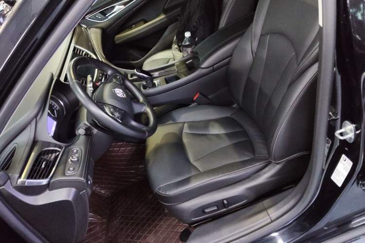 Used Buick LaCrosse 2022 552T Luxury Version
