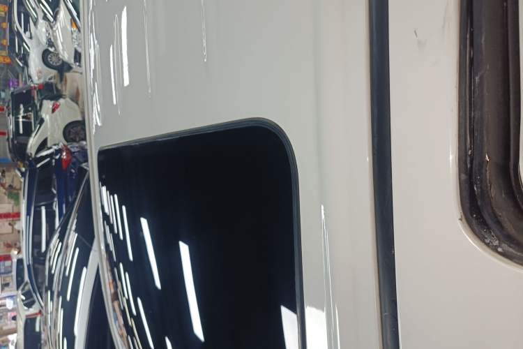 Used Buick GL8 2018 28T Luxury Model China VI Standard
