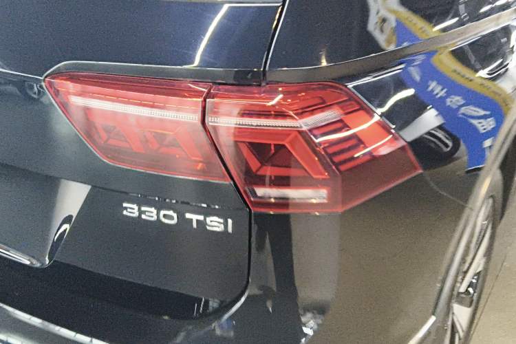 Used Volkswagen Tiguan L 2023 Restyled 330TSI Automatic Two-Wheel Drive R-Line Enhanced Comfort Version
