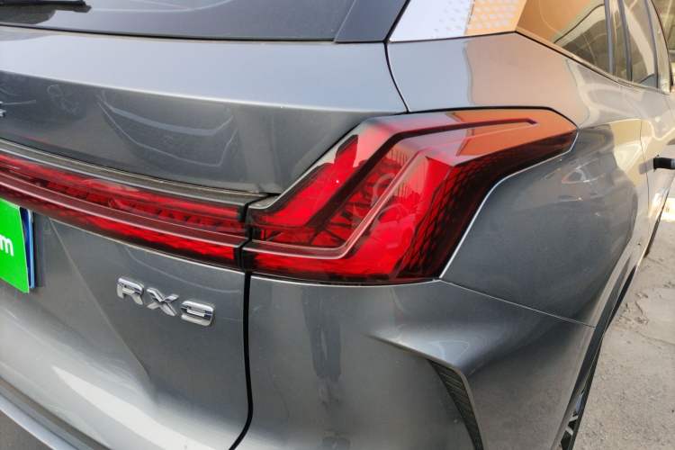 Used Roewe RX9 2023 2.0T Two-Wheel Drive Enjoyment Version Right Rear Taillight