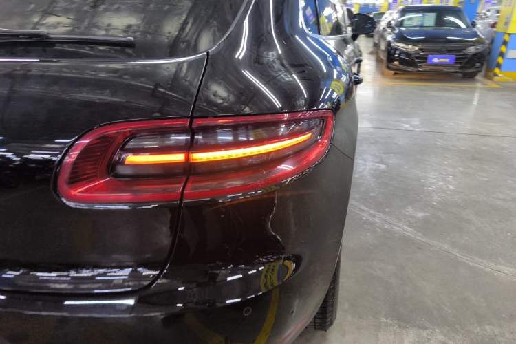 Used Porsche Macan 2016 Macan 2.0T