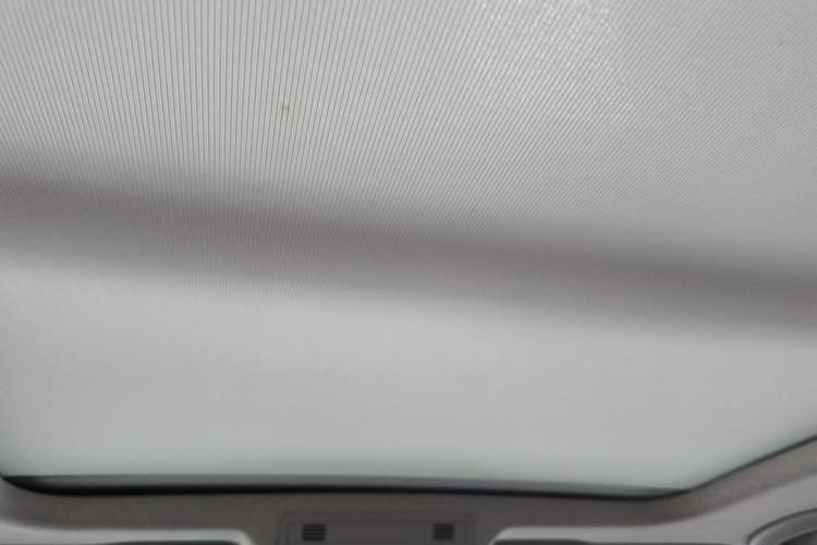 Used Volkswagen Sagitar 2019 280TSI DSG Comfort Version China VI Standard Headliner