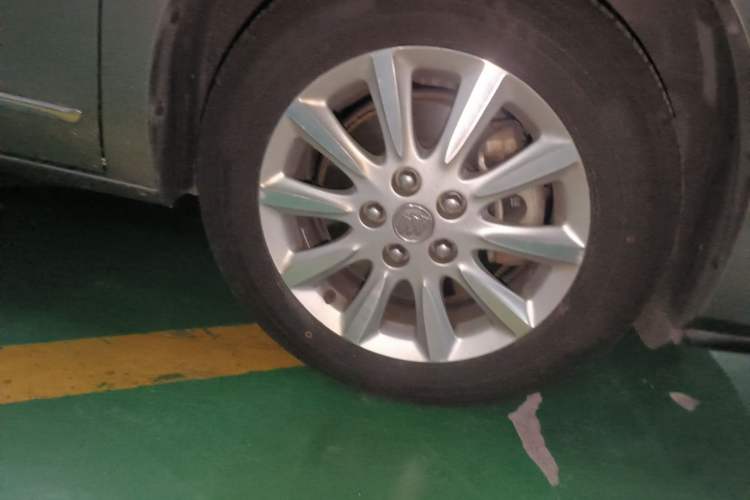 Used Buick GL8 2013 3.0L GT Luxury Business Haoya Edition