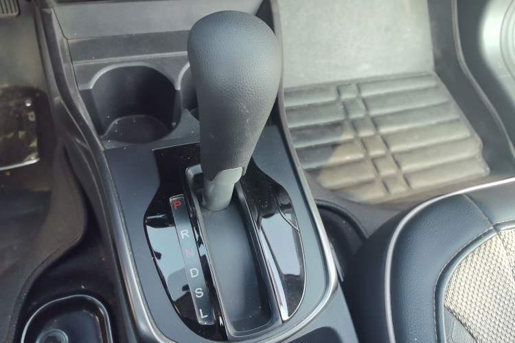 Used Honda Greiz 2016 1.5L CVT Classic Edition
