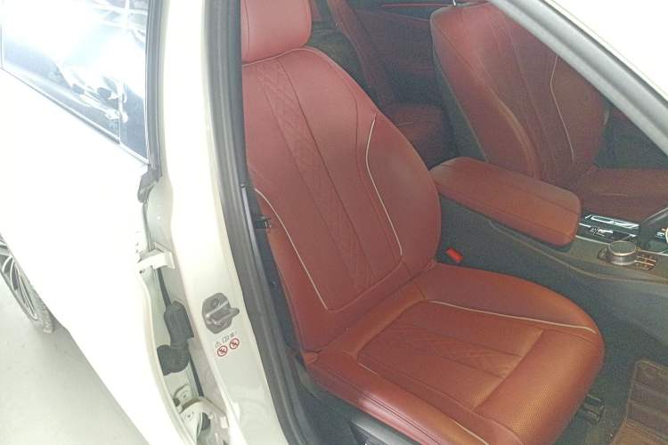 Used BMW 5 Series 2022 Second Facelift 530Li Leading Edition M Sport Package