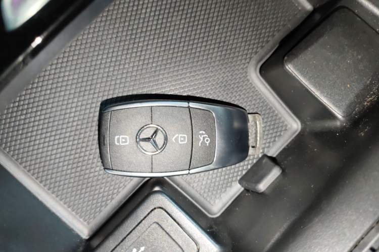 Used Mercedes-Benz GLB 2024 Refresh GLB 220 Fashion Edition