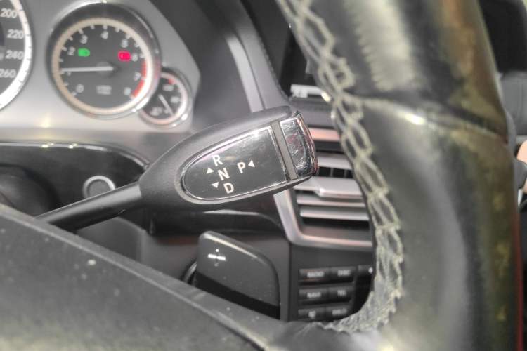Used Mercedes-Benz E-Class 2013 E 300 L Stylish Luxury Model Gear Lever