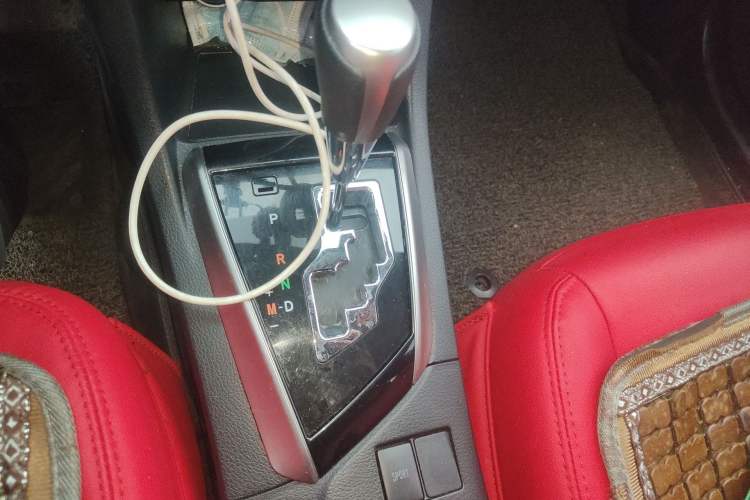 Used Toyota Levin 2016 1.6G CVT Elite Edition Gear Lever