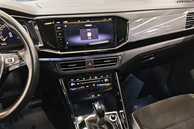 Used Volkswagen Tayron 2020 380TSI Four-Wheel Drive Luxury Connect Pro Edition Audio And AC Panel