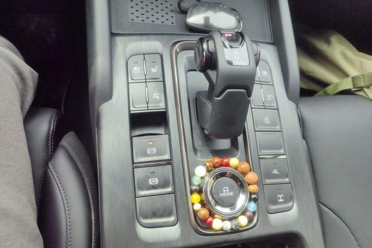 Used Haval H9 2024 2.4T Diesel 4x4 Extreme Edition Gear Lever