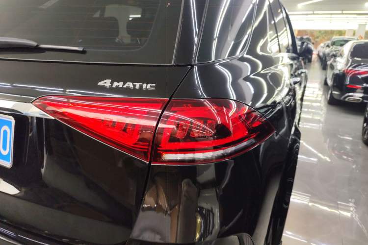 Used Mercedes-Benz GLE 2021 GLE 350 4MATIC Stylish Model Right Rear Taillight