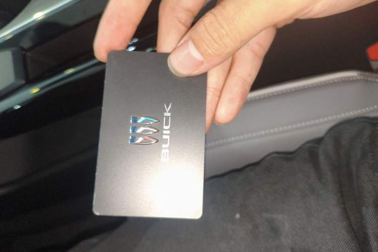 Used Buick E5 2025 Model 620KM Prestige Edition Vehicle Key