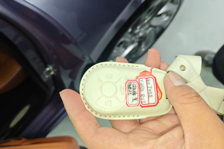 Used ORA Lightning Cat 2022 555 km Luxury Edition Interior 1