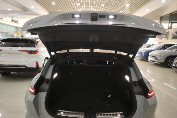 Used Nio ET5T 2025 75 kWh Touring Trunk