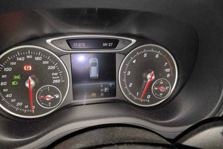 Used Mercedes-Benz B-Class 2016 B 200 Exclusive Edition Instrument Cluster