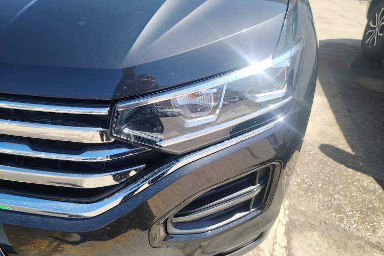 Used Volkswagen Tayron 2019 Teramont Edition 280TSI Two-Wheel Drive Luxury Model China VI Standard Left Front Headlight