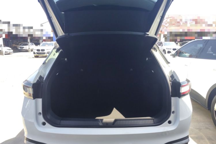 Used Volkswagen ID.4 X 2025 Smart Version Pure & Intelligent Enjoyment Edition Trunk