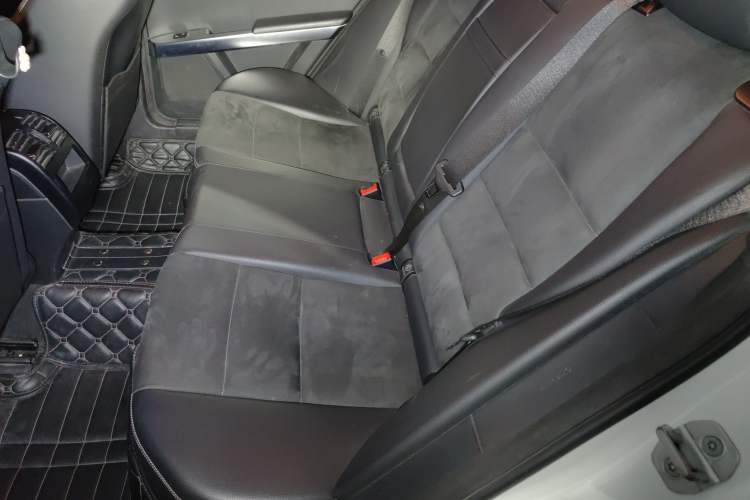 Used Mercedes-Benz GLK-Class 2015 GLK 300 4MATIC Fashion Edition Ultimate Version
