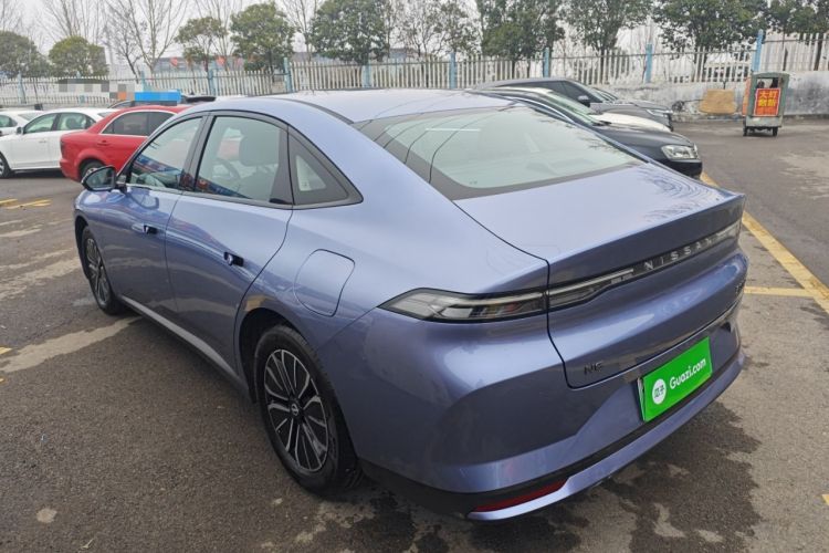 Used Nissan N6 2026 Model 180 Max Exterior 2